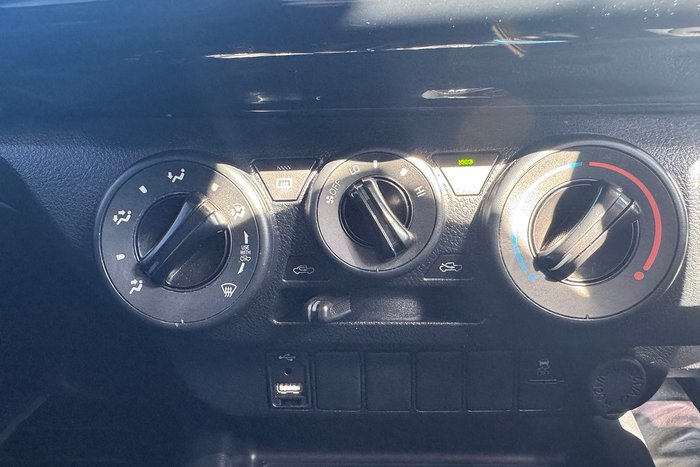 2023 Toyota Hilux Workmate