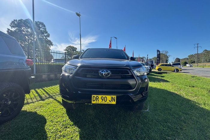 2023 Toyota Hilux Workmate