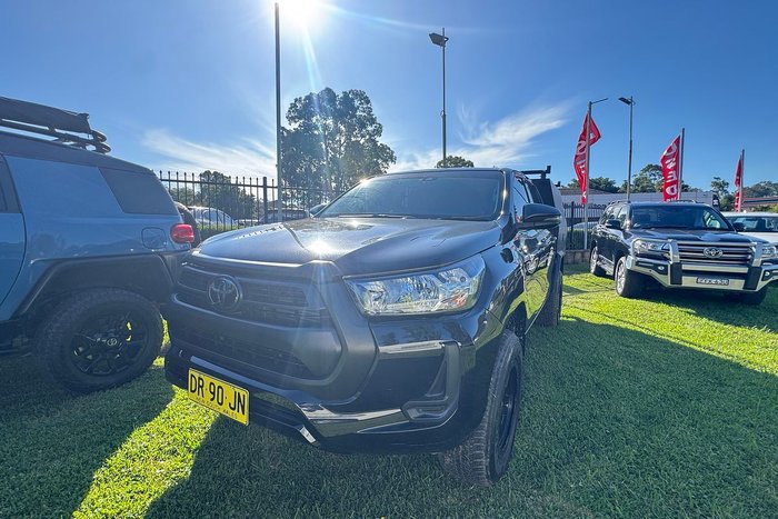 2023 Toyota Hilux Workmate