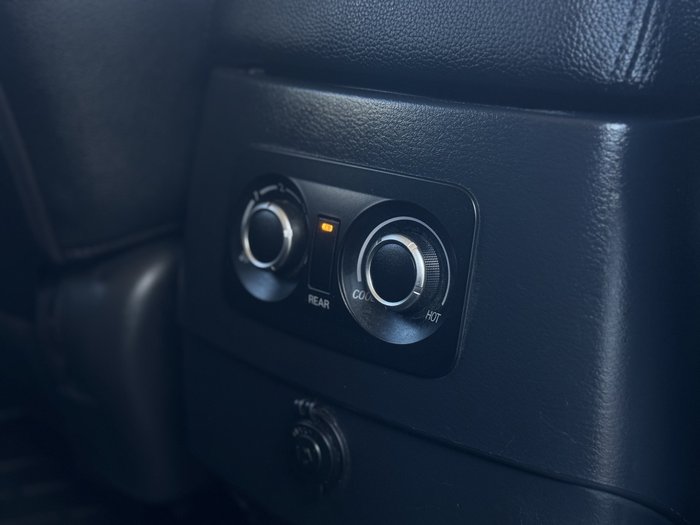 2020 Mitsubishi Pajero GLS