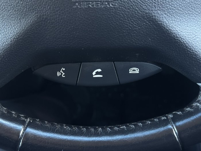 2020 Mitsubishi Pajero GLS