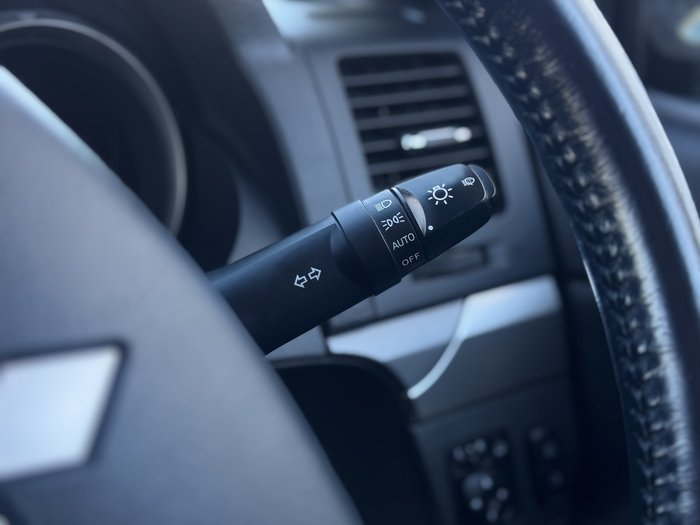 2020 Mitsubishi Pajero GLS