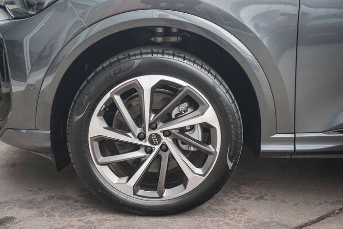 2025 Audi Q5 TDI 150kW