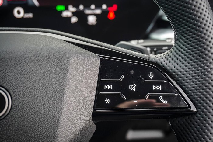 2025 Audi A5 TFSI 200kW S line