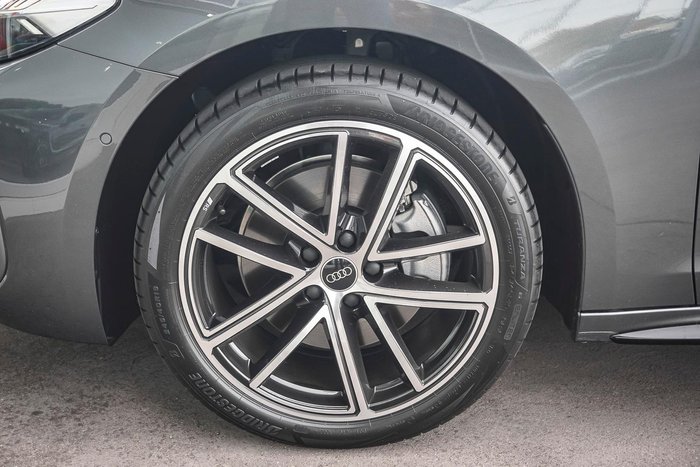 2025 Audi A5 TFSI 200kW S line