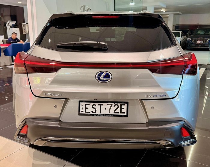 2022 Lexus UX 250h F Sport