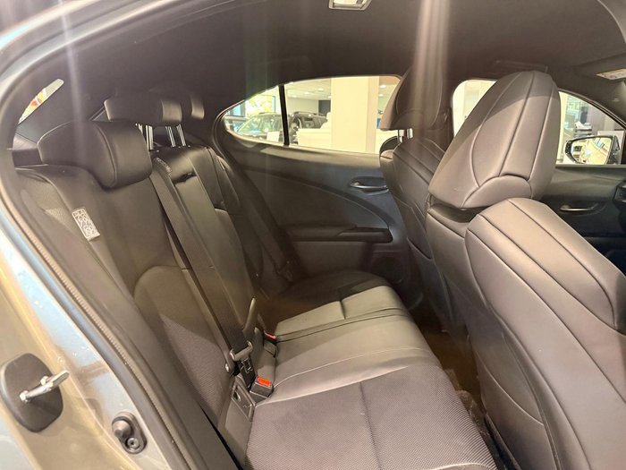 2022 Lexus UX 250h F Sport