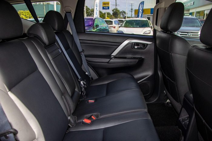2023 Mitsubishi Pajero Sport GLS