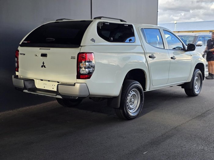 2019 Mitsubishi Triton GLX ADAS