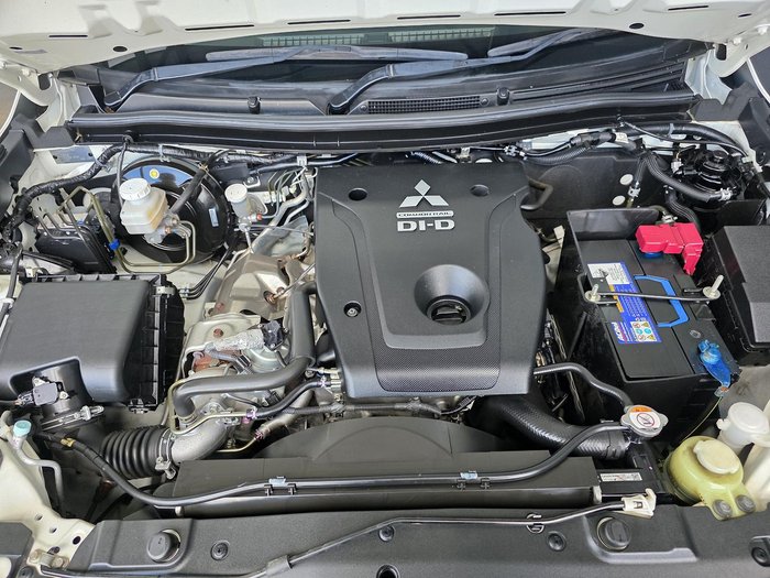 2019 Mitsubishi Triton GLX ADAS