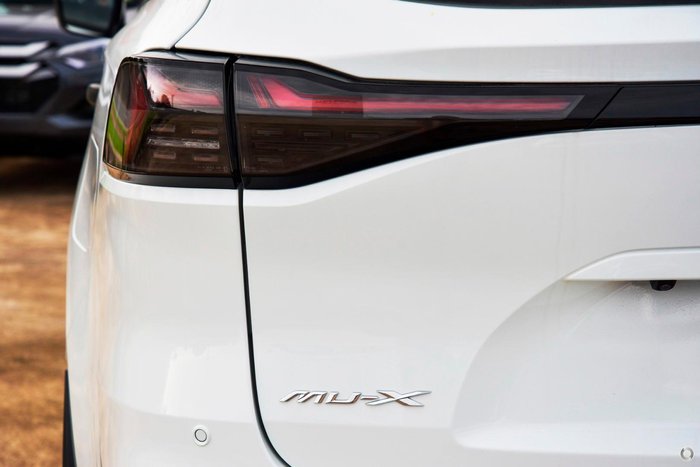 2026 Isuzu MU-X LS-M