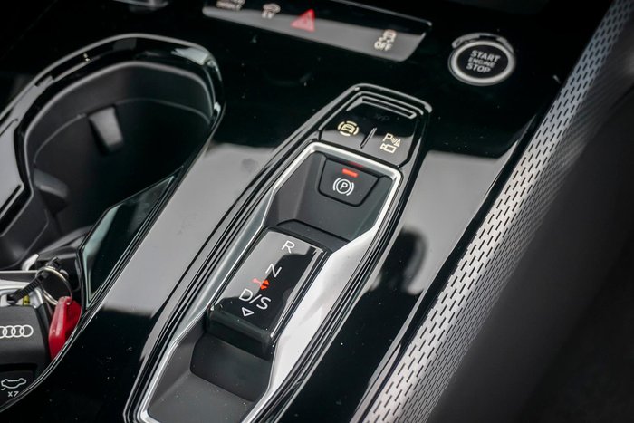 2025 Audi A5 e-hybrid S-Line