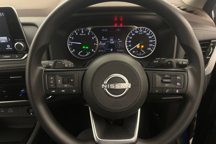 2025 Nissan X-TRAIL ST