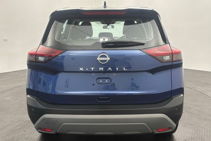 2025 Nissan X-TRAIL ST