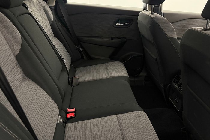 2025 Nissan X-TRAIL ST