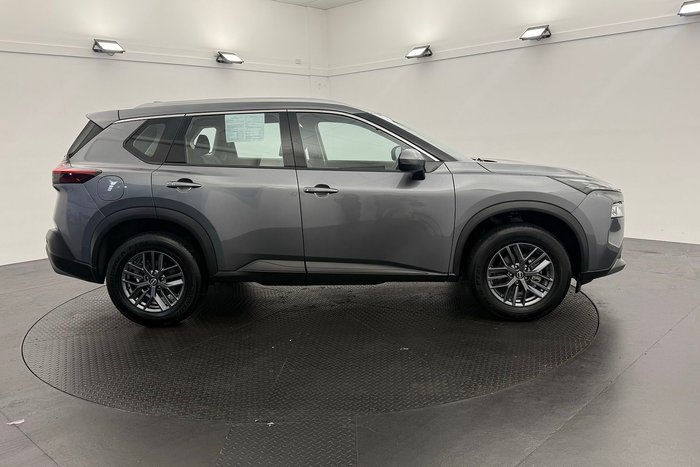 2025 Nissan X-TRAIL ST