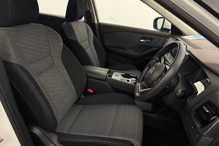 2024 Nissan X-TRAIL ST
