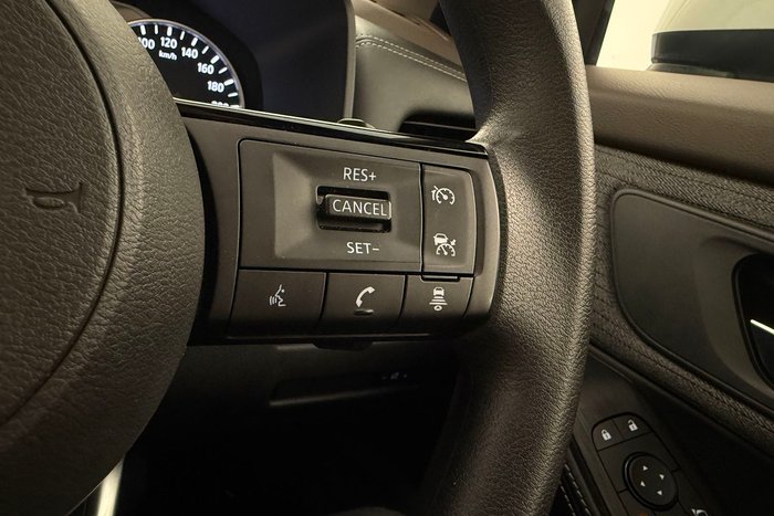 2024 Nissan X-TRAIL ST