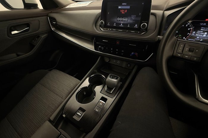 2024 Nissan X-TRAIL ST