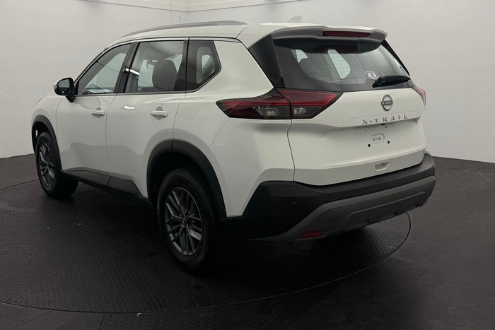2024 Nissan X-TRAIL ST