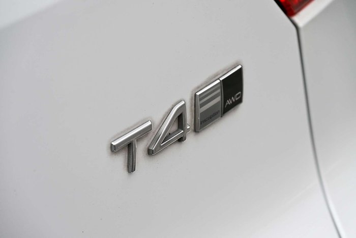 2019 Volvo XC40 T4 Inscription