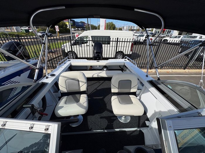 2026 QUINTREX 430 Fishabout