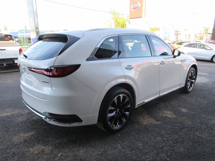 2026 Mazda CX-90 G50e Azami