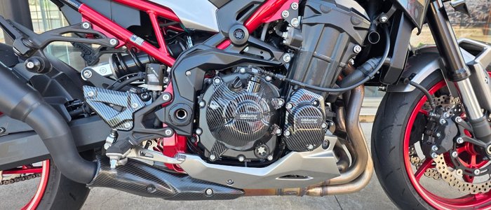 2022 Kawasaki Z900 SUPERNAKED (ZR900) SILVER