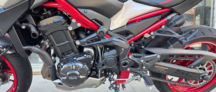 2022 Kawasaki Z900 SUPERNAKED (ZR900) SILVER