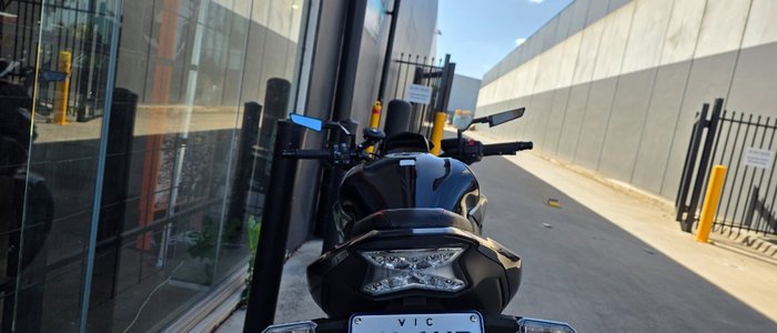 2022 Kawasaki Z900 SUPERNAKED (ZR900) SILVER