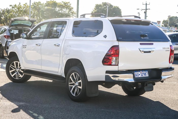 2016 Toyota Hilux SR5
