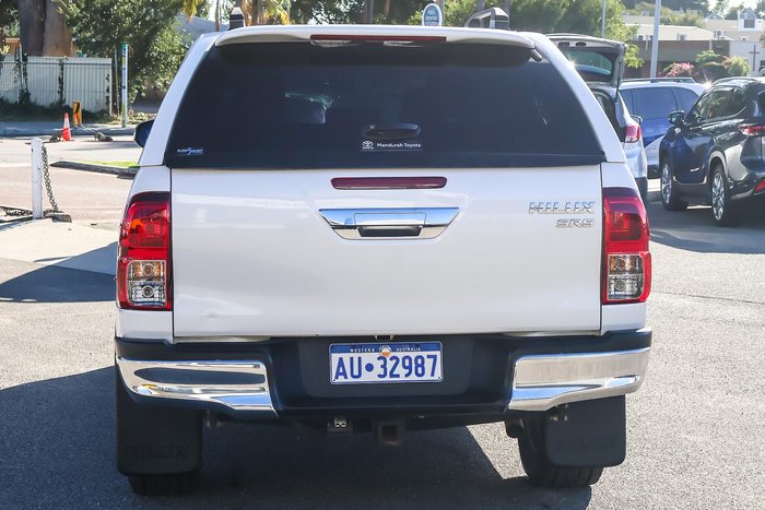 2016 Toyota Hilux SR5