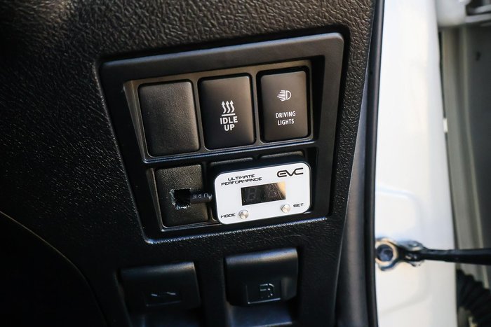 2016 Toyota Hilux SR5