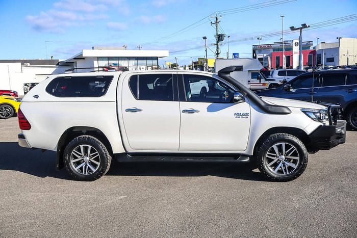 2016 Toyota Hilux SR5