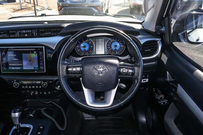 2016 Toyota Hilux SR5