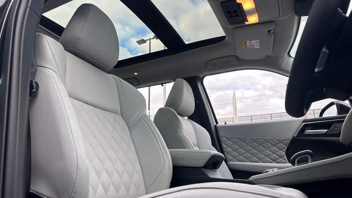 2025 Mitsubishi Outlander PHEV Exceed ZM MY24 AWD Black Diamond