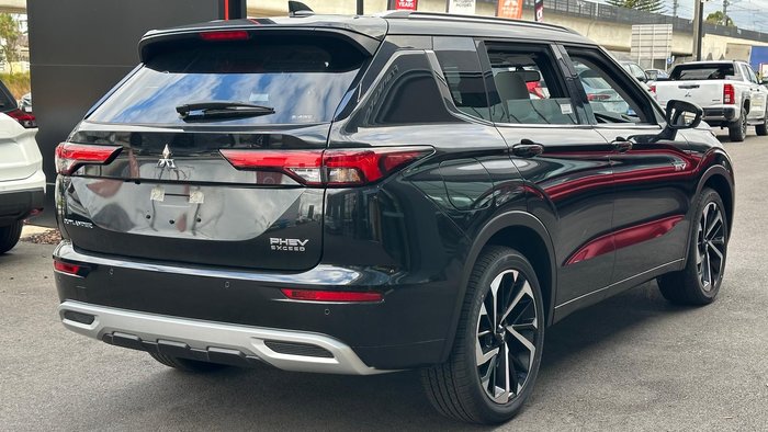 2025 Mitsubishi Outlander PHEV Exceed ZM MY24 AWD Black Diamond