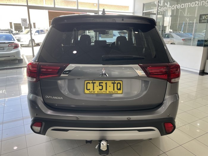 2019 Mitsubishi Outlander LS