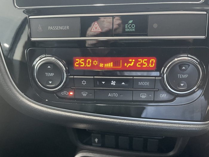 2019 Mitsubishi Outlander LS