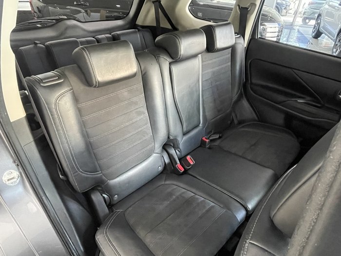 2019 Mitsubishi Outlander LS