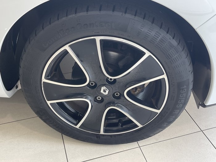 2016 Renault Clio Expression