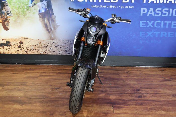 2010 Ktm 690 DUKE R White