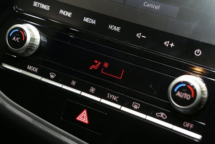 2021 Mitsubishi Outlander LS