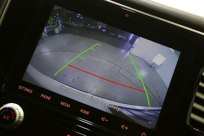 2021 Mitsubishi Outlander LS