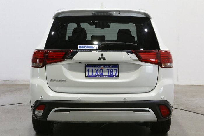 2021 Mitsubishi Outlander LS