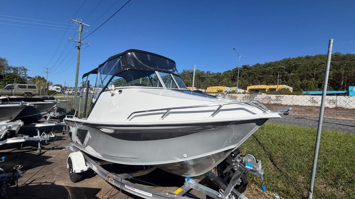 2026 QUINTREX 520 Ocean Spirit Pro