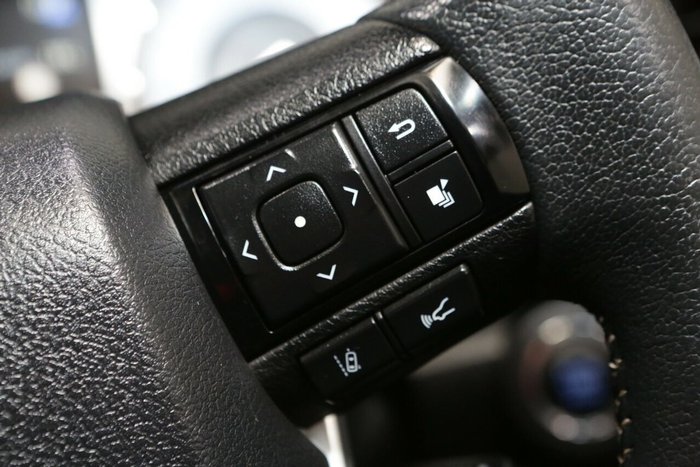 2021 Toyota Hilux SR5