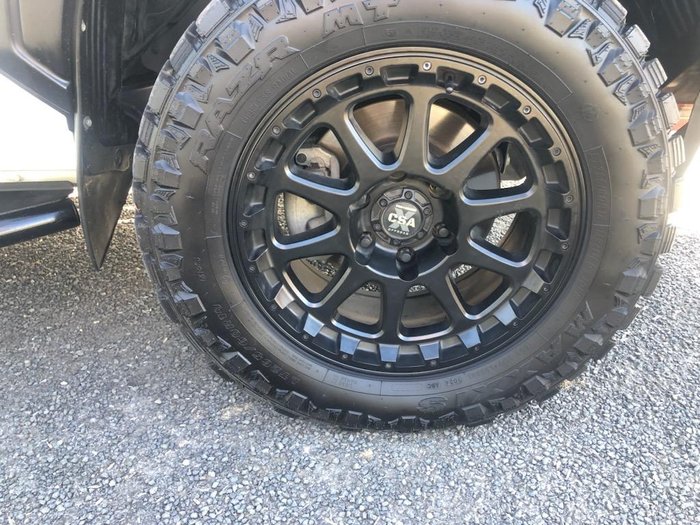 2024 Mitsubishi Triton GLX