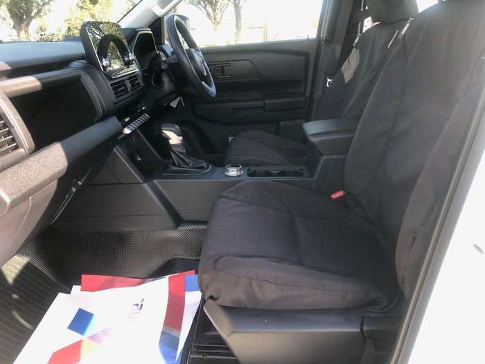 2024 Mitsubishi Triton GLX