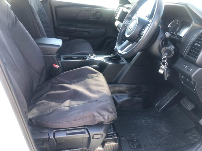 2024 Mitsubishi Triton GLX